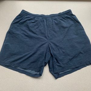 7 inch XL Navy Lululemon shorts with liner